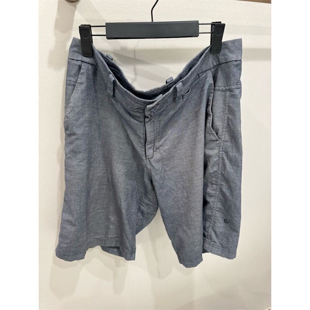 Lululemon Men's Chino Shorts Size 34 Blue Relaxed Fit 11" Inseam